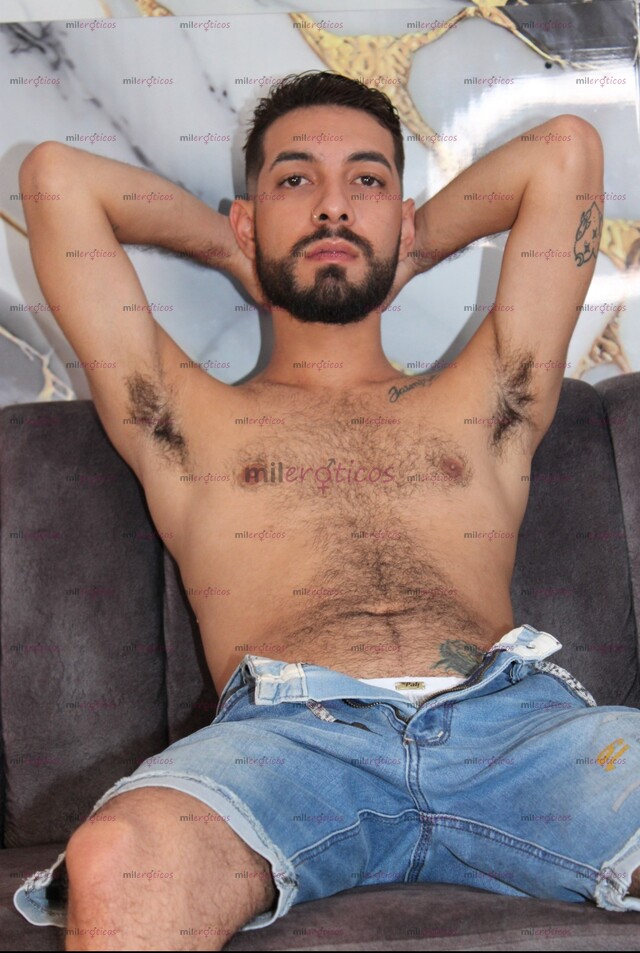 FOTOS DE PAISA CALIENTE, SUMISO Y COMPLACIENTE, VERSÁTIL MÁS PASIVO.