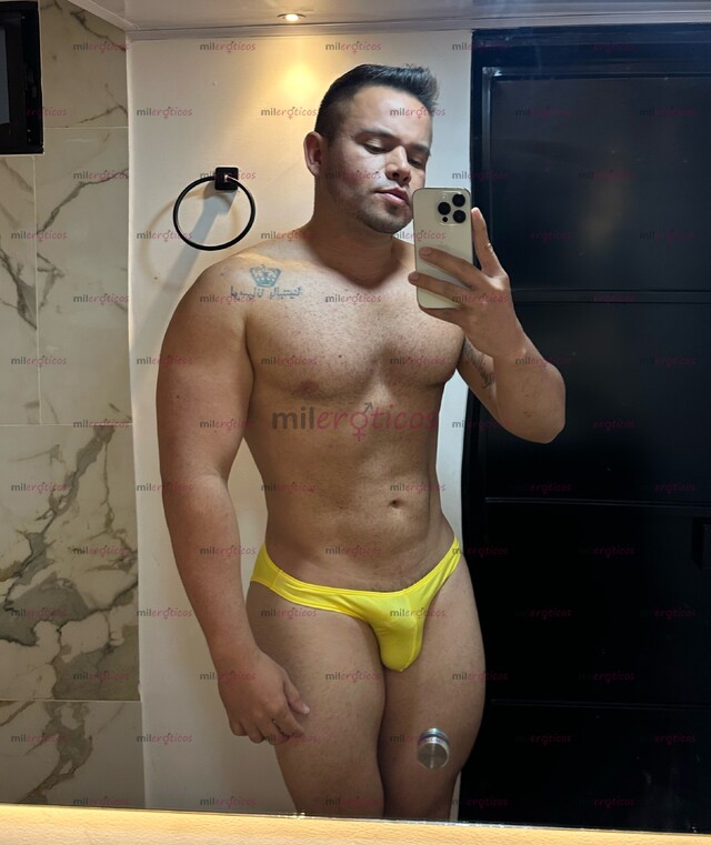 FOTOS DE MASAJISTA COLOMBIANO VELLUDO VARONIL CON APARTAMENTO PRIVADO AVENIDA BONAPAK VIP