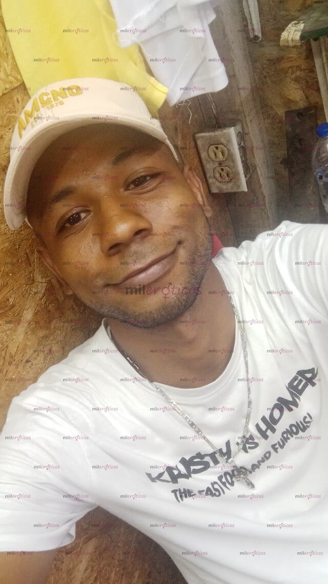 FOTOS DE NEGRO VERGON XL VENEZOLANO CON 23 CM DE VERGA PARA TI