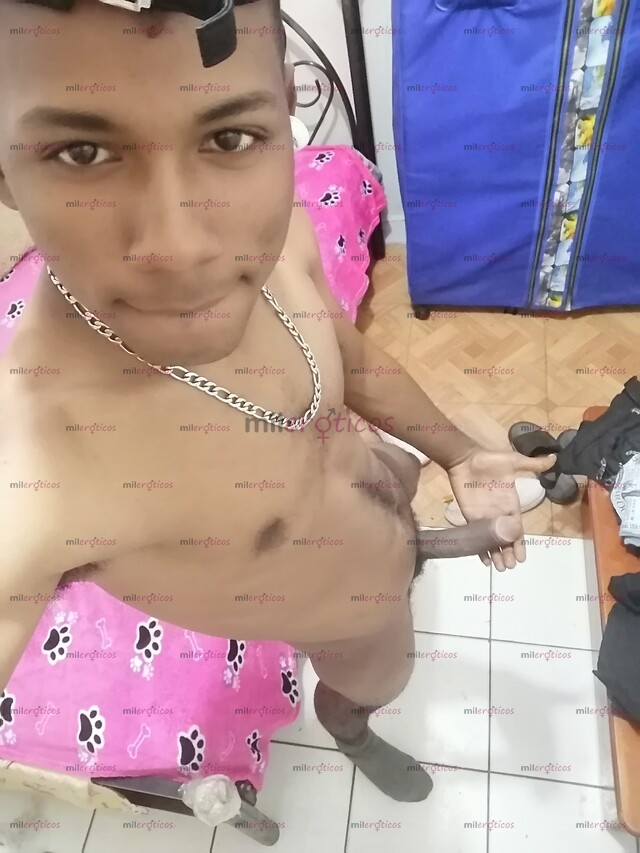 FOTOS DE NEGRO VERGON XL VENEZOLANO CON 23 CM DE VERGA PARA TI