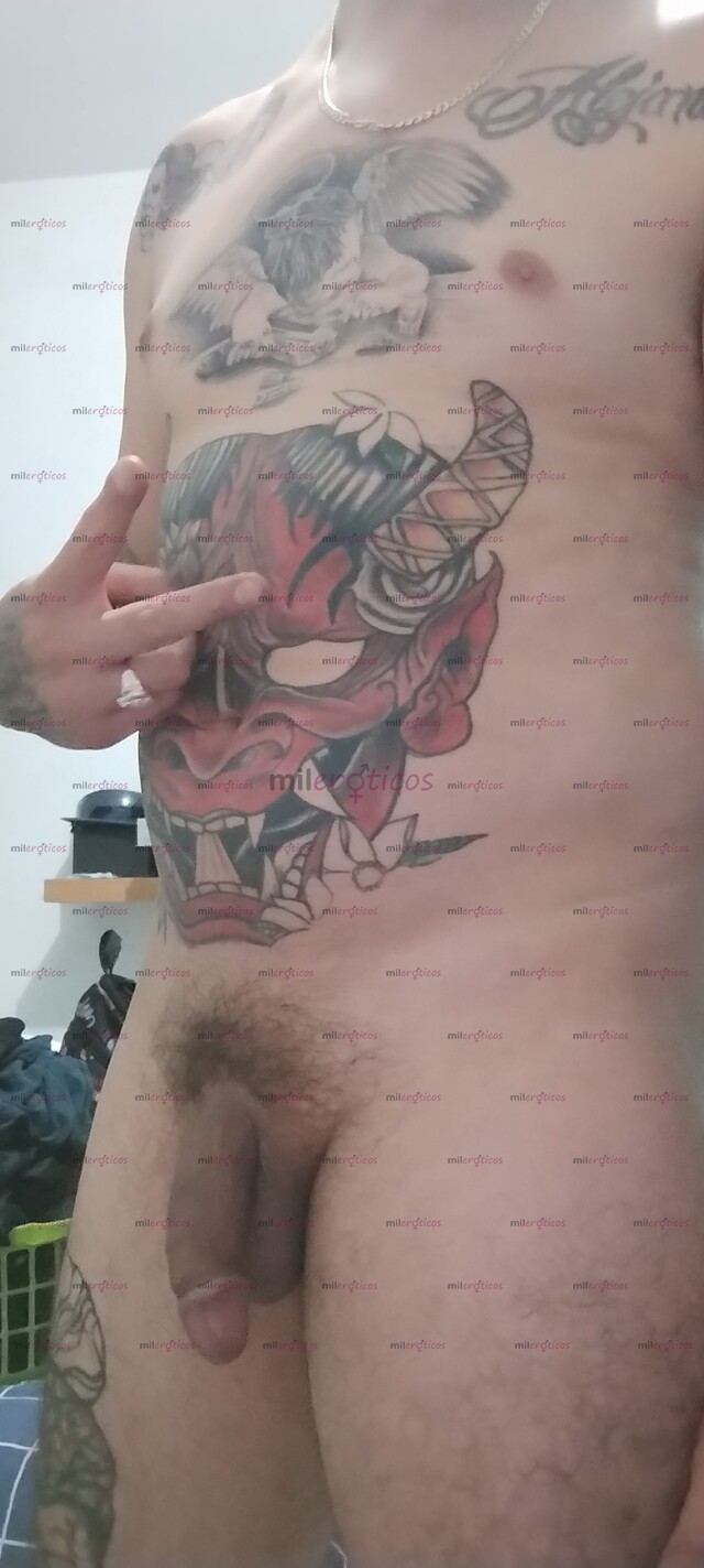 FOTOS DE CHAKAL, SEMENTAL, TATUADO Y PREÑADOR COMPLACIENTE