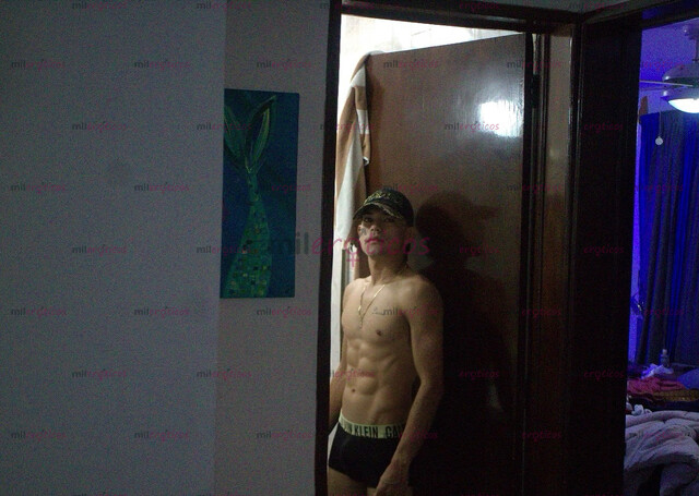 FOTOS DE JOVEN COLOMBIANO DE PASÓ EN TU ESTADO VEN A DISFRUTAR