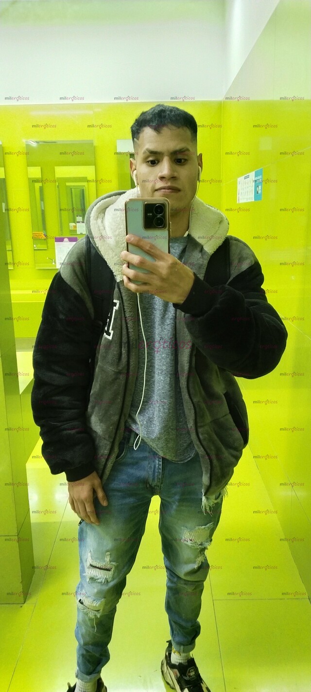 FOTOS DE SALUDOS, SOY LUIS, CHICO JOVEN ROL ACTIVO, VERGON DISPONIBLE EN BOGOTÁ
