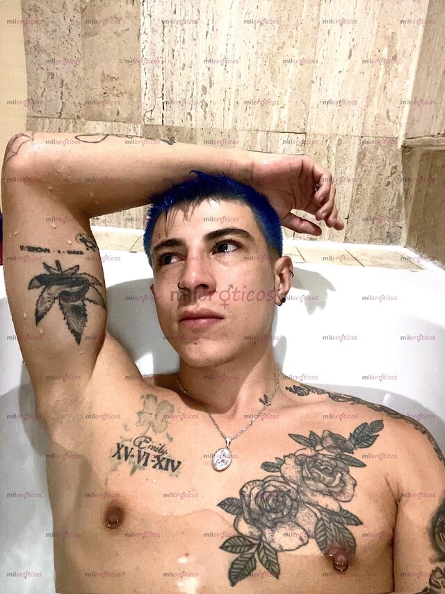 FOTOS DE SÚPER DOTADO COLOMBIANO TATUADO VERGON 22 CM DE PASO EN LA CIUDAD