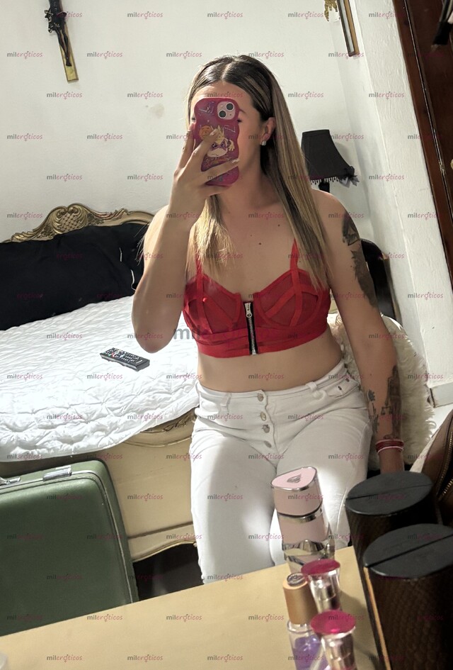 FOTOS DE HOLA PRECIOSOS SOY DANIELA RANGEL UNA CHICA TRANS DE 31 AÑOS