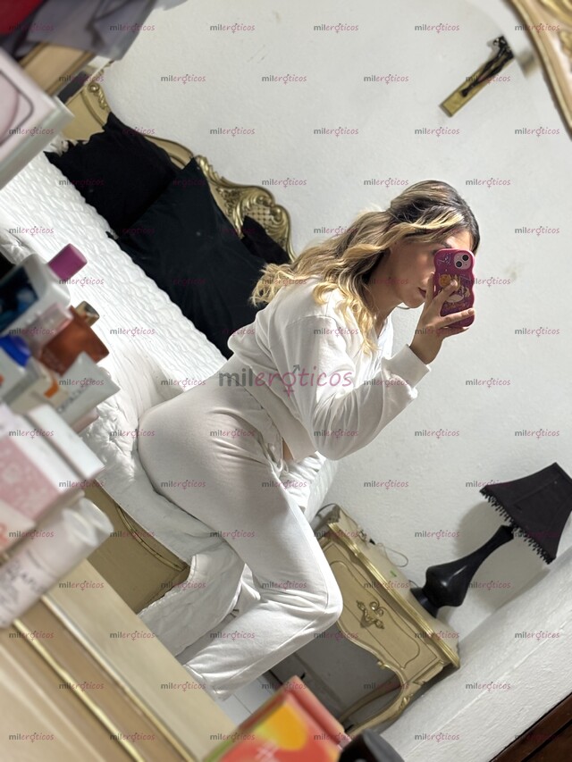 FOTOS DE HOLA PRECIOSOS SOY DANIELA RANGEL UNA CHICA TRANS DE 31 AÑOS