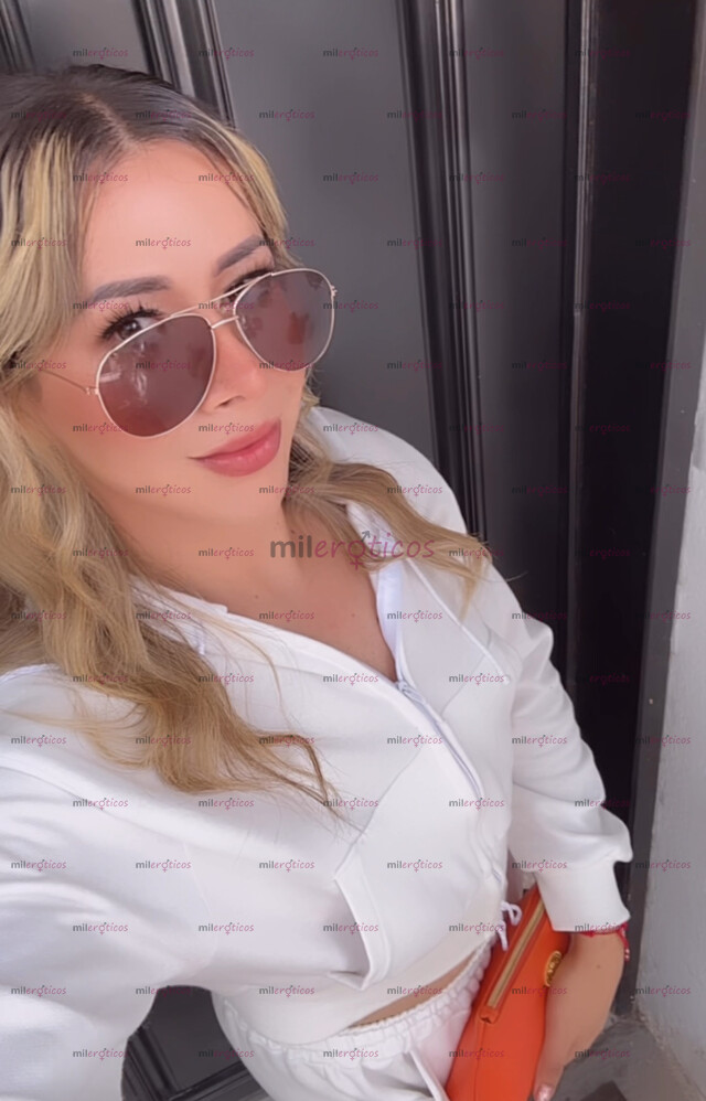 FOTOS DE HOLA PRECIOSOS SOY DANIELA RANGEL UNA CHICA TRANS DE 31 AÑOS