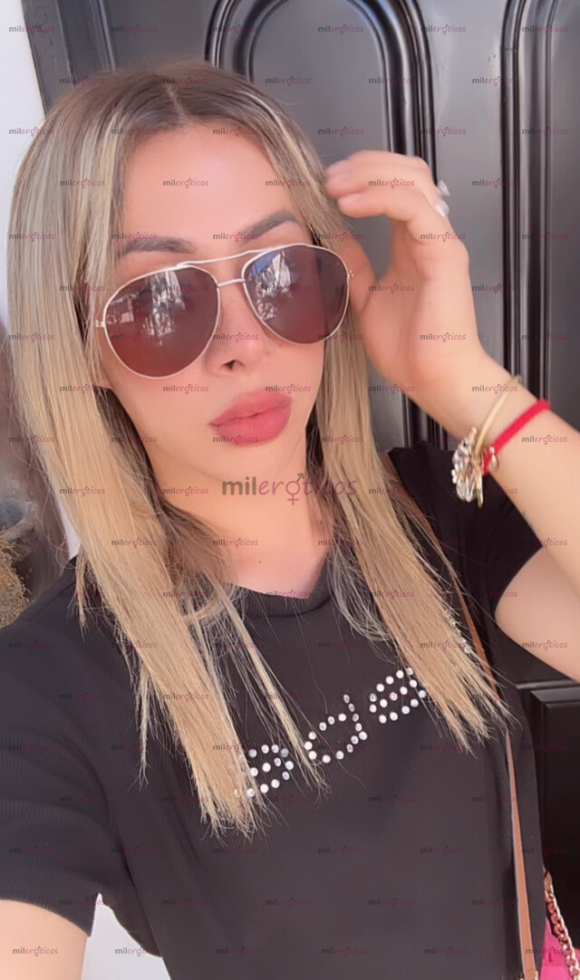 FOTOS DE HOLA PRECIOSOS SOY DANIELA RANGEL UNA CHICA TRANS DE 31 AÑOS