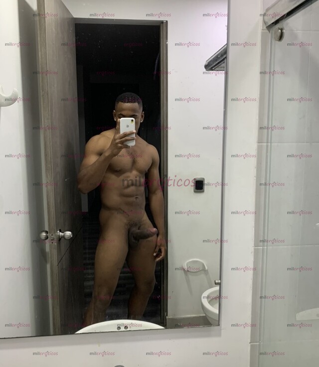 FOTOS DE NUEVO. NEGRO ATRACTIVO 100%REAL COMPLACIENTE SIN LÍMITES