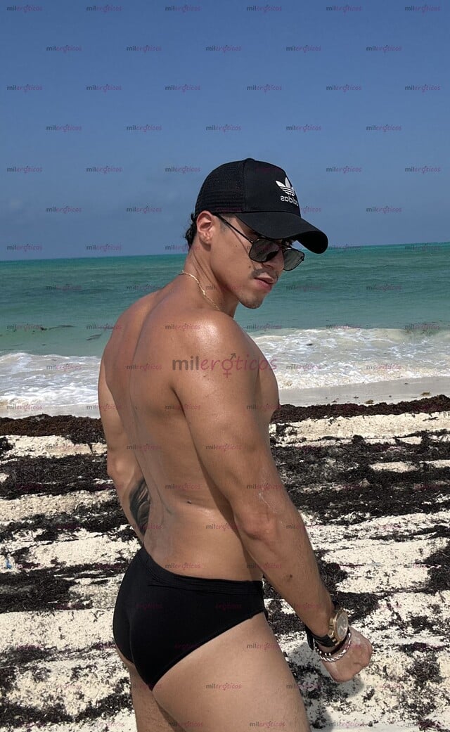 FOTOS DE NUEVO AQUÍ JOVEN COLOMBIANO ALTO VERGON MASCULINO