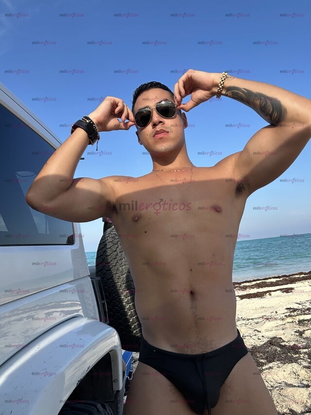 FOTOS DE NUEVO AQUÍ JOVEN COLOMBIANO ALTO VERGON MASCULINO
