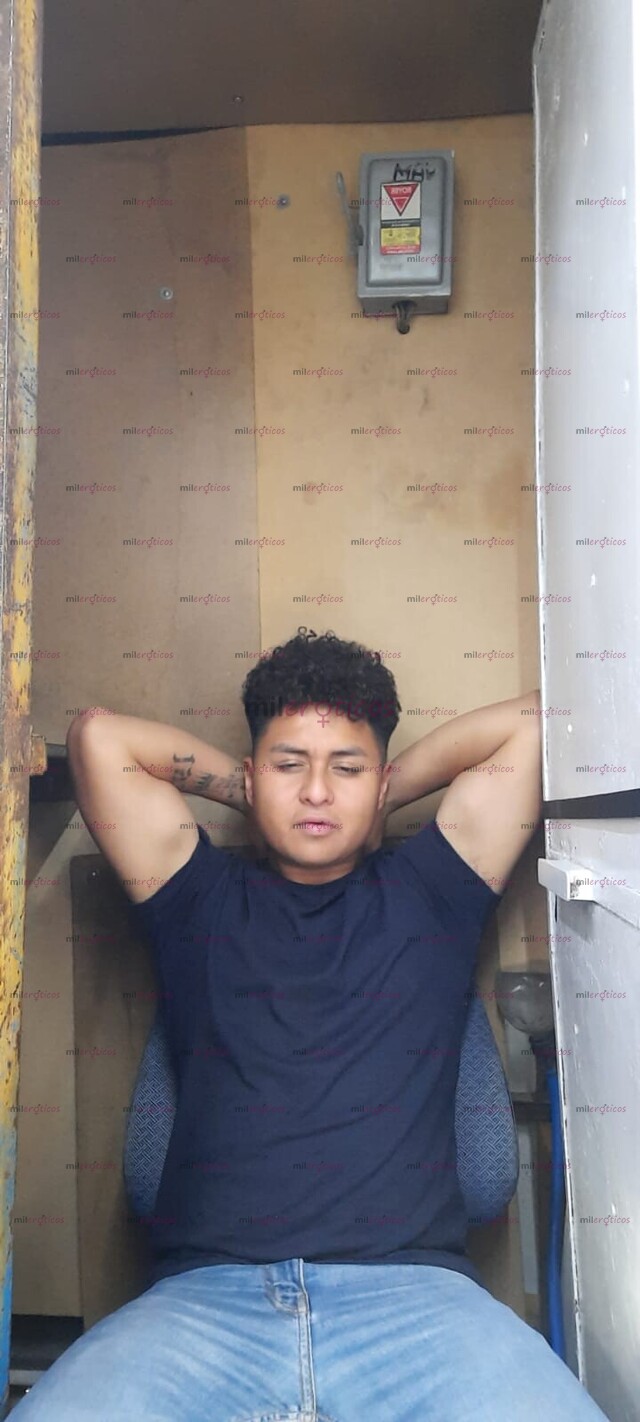 FOTOS DE JOVEN EN BUSCA DE NUEVA AVENTURAS CON MUJERES