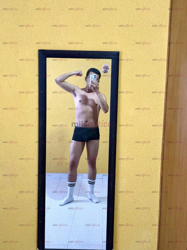 FOTOS DE CHAVITO FIT, CARGADO CON MUCHA LECHE, LOS QUIERES EN LA CARA?