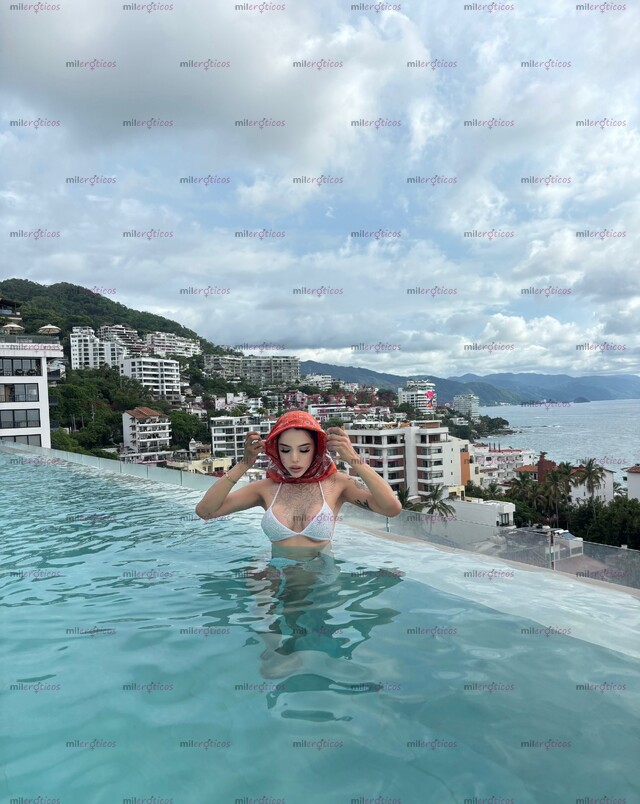 FOTOS DE SOY UNA DIOSA CON UNA BELLEZA SIN IGUAL DOTADA DE FEMINIDAD Y SOFISTICACIÓN