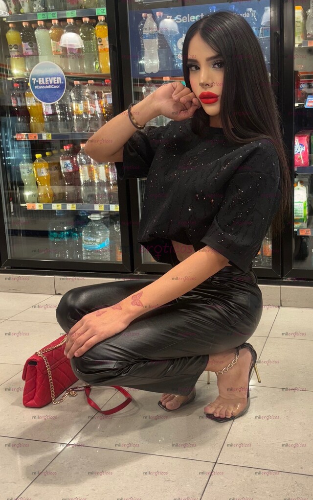 FOTOS DE SOY UNA DIOSA CON UNA BELLEZA SIN IGUAL DOTADA DE FEMINIDAD Y SOFISTICACIÓN