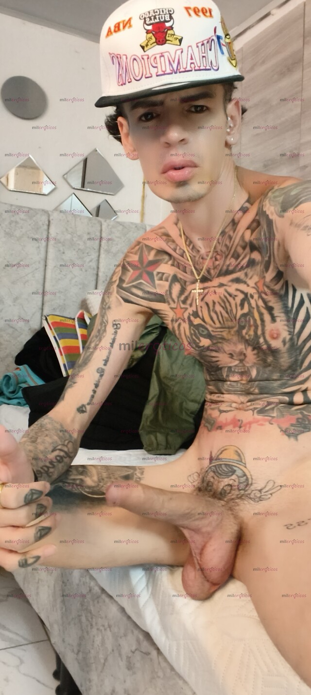 FOTOS DE VERGON FLACO ACTIVO MORBOSO FETICHERO TATUADO