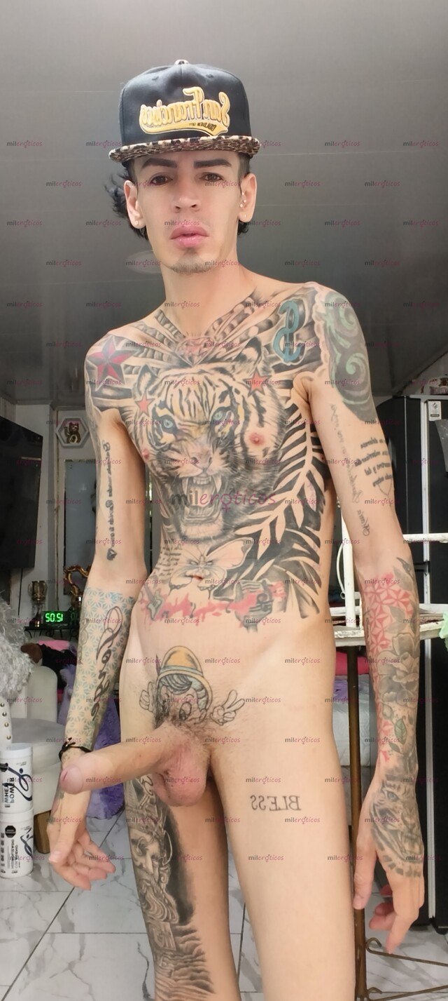 FOTOS DE VERGON FLACO ACTIVO MORBOSO FETICHERO TATUADO