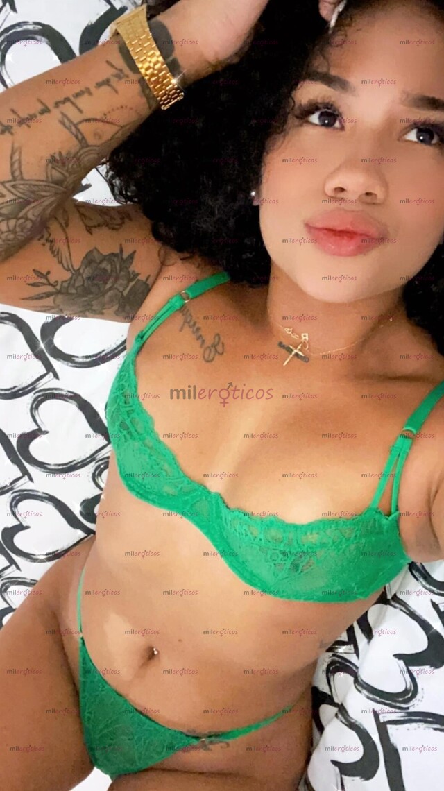 FOTOS DE PRIMERA VEZ EN TU CD JOVENCITA TETONA PETIT EXTRANJERA AMANTE DE LA VERGA