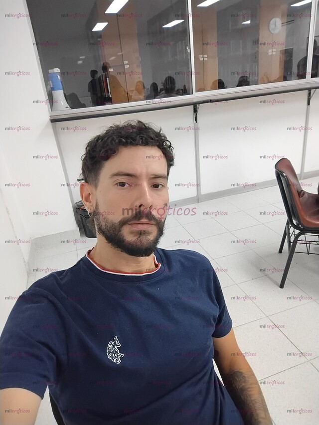 FOTOS DE MASAJISTA SCORT DISPONIBLE RELAJATE CON UN BUEN MASAJE