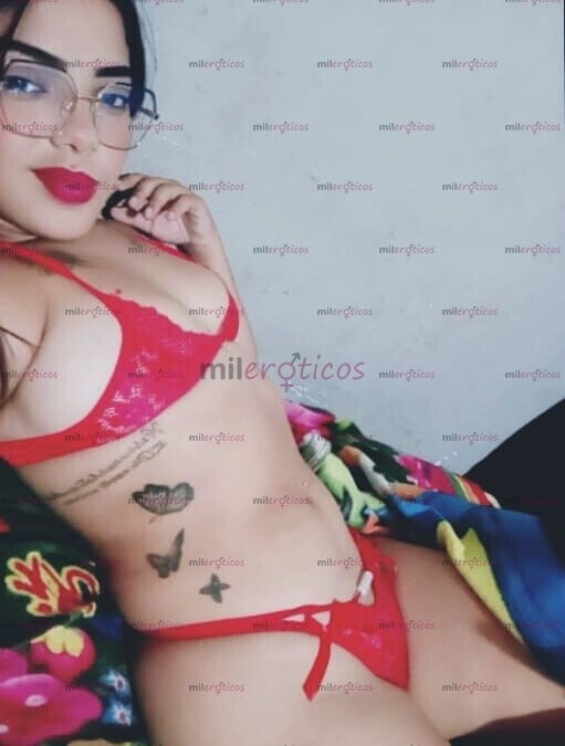 FOTOS DE SEXI NENITA DE VAGINA ROSADITA Y APRETADA CON MUCHA GANAS DE VENIRME CONTIGO