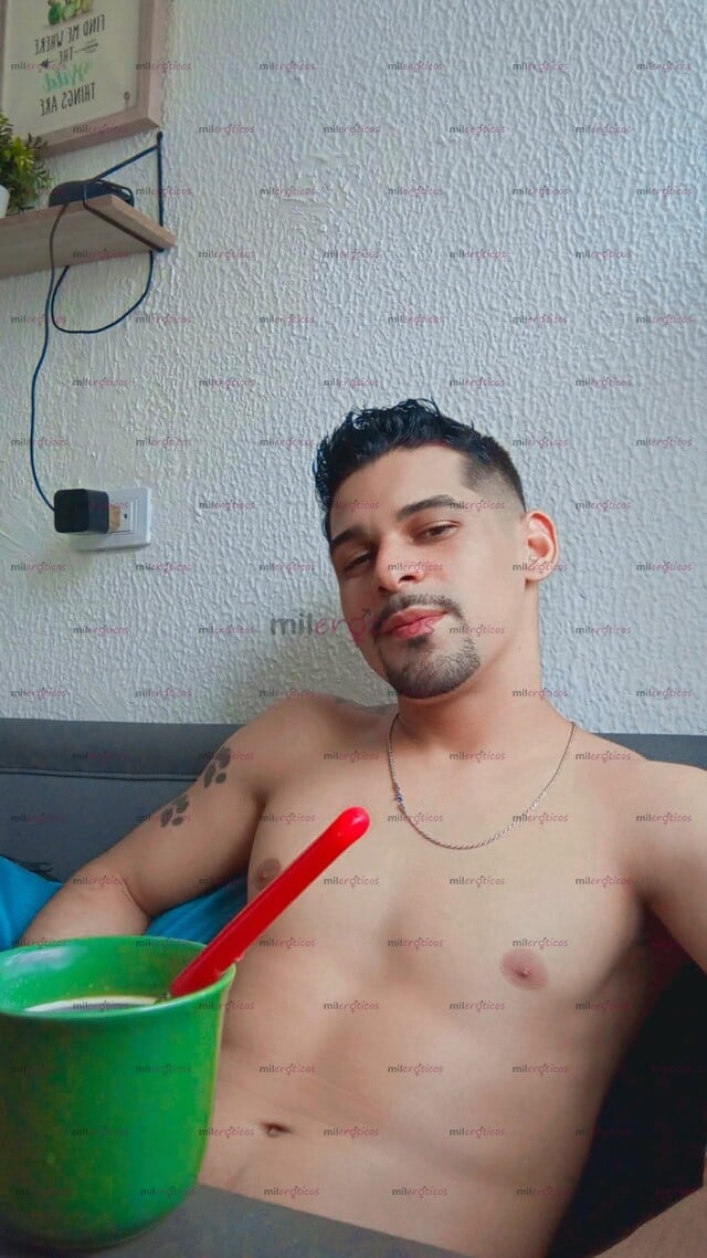 FOTOS DE MORENO VERGON DOMINANTE 21CM DISPONIBLE POCOS DIAS