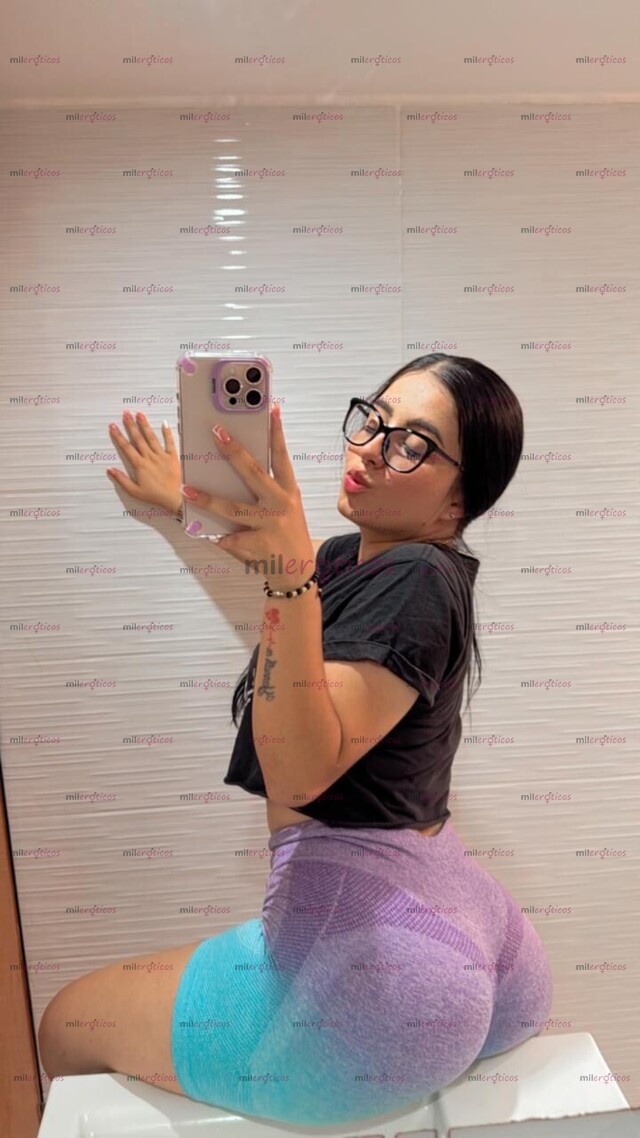 FOTOS DE COLOMBIANA DE PELO NEGRO, EXTROVERTIDA, RICA Y SIN VERGÜENZA