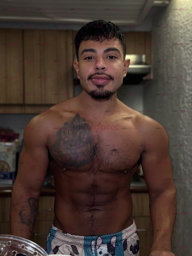 FOTOS DE COLOMBIANO 20CM GRUESOS JOVENCITO Y MUY BUEN CUERPO EDUCADO Y DISCRETO