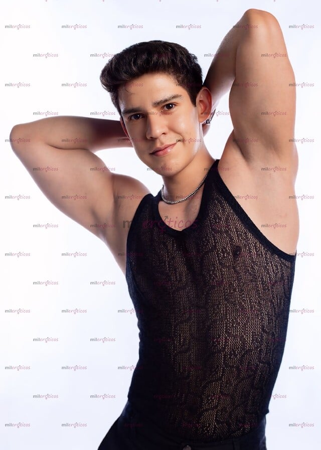 FOTOS DE DEL NORTE JOVEN GUAPO ATRACTIVO SERIO EDUCADO TAL COMO EN LAS FOTOS