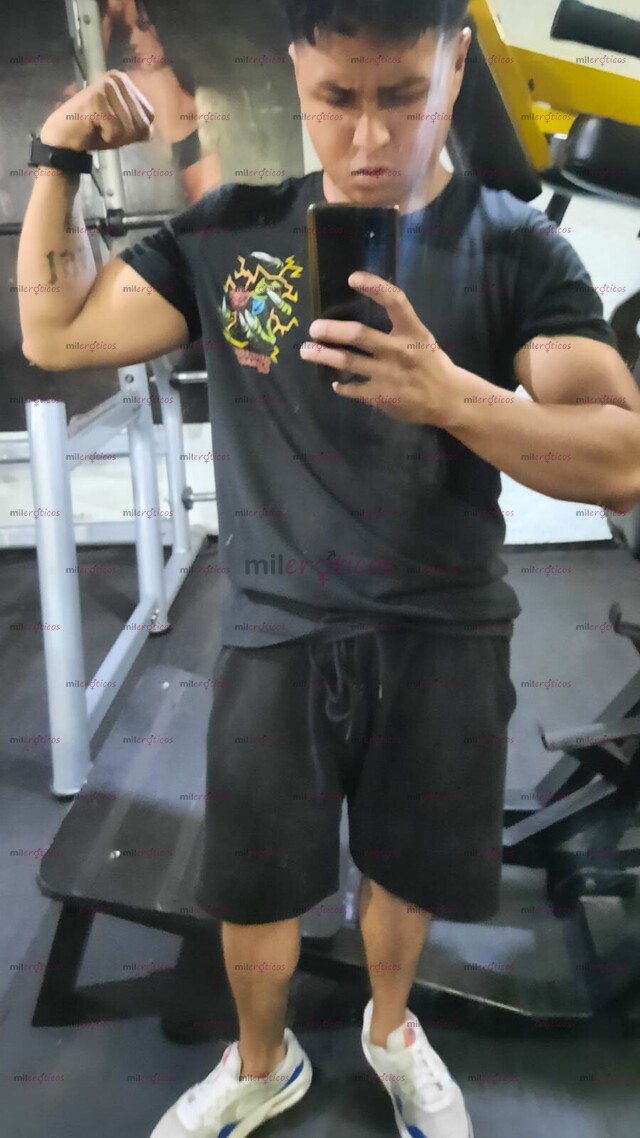 FOTOS DE JOVEN EN BUSCA DE NUEVA AVENTURAS CON MUJERES