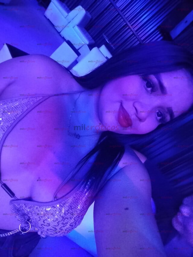 FOTOS DE DISPUESTA A COMPLACER EN LO QUE ME PIDAS SIEMPRE Y CUANDO TODO SEA CON SU DEBIDA