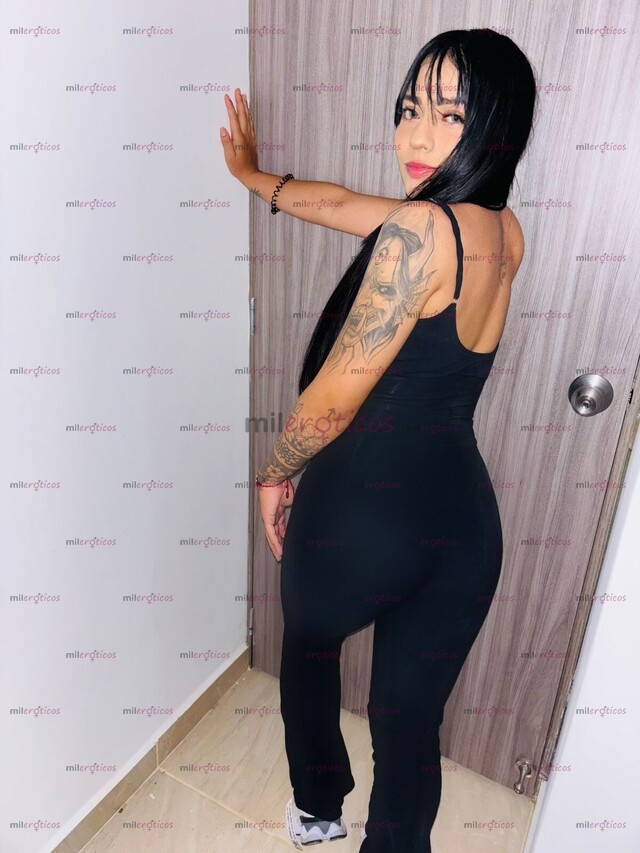 FOTOS DE ¡¡ MÍA FLACA PAISA MAMASITA TATUADA!!