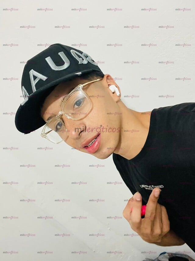 FOTOS DE POLLO 19 AÑOS, CUMPLE TUS FANTASÍAS CÓNMIGO