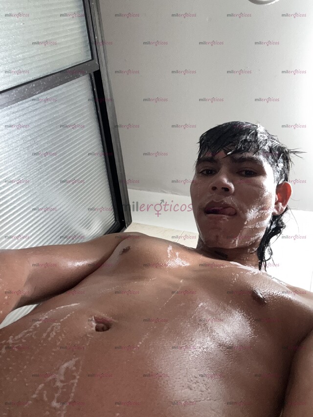 FOTOS DE HOLA ME LLAMO STIVEN SOY UN CHICO JOVEN PASIVO NUEVO EN LA CIUDAD