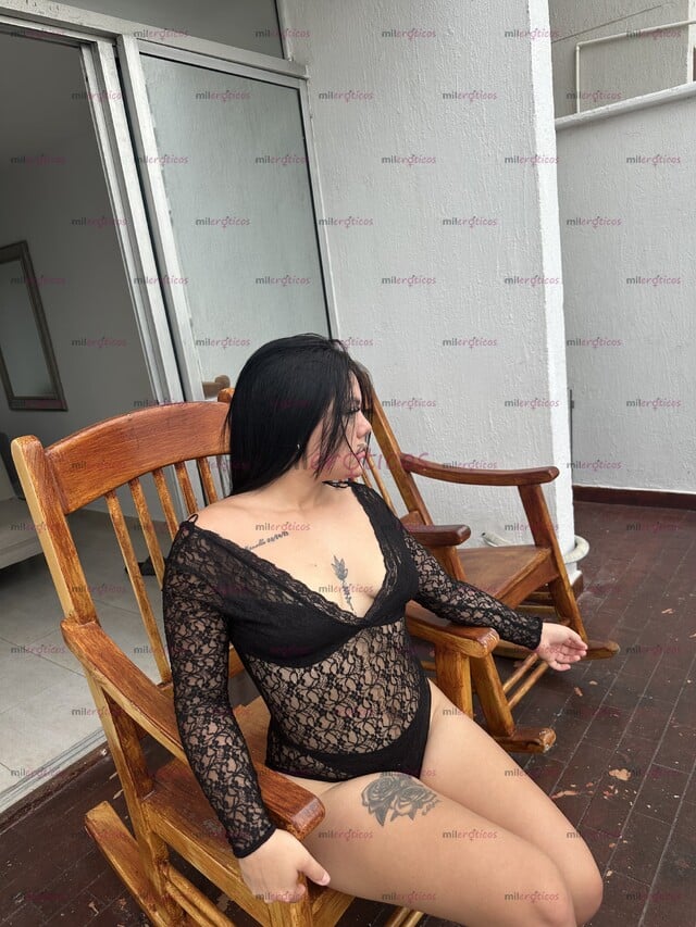 FOTOS DE ENCANTADOR Y SENSUAL COLOMBIANA PARA MOMENTOS INOLVIDABLES