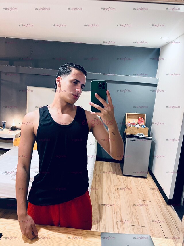 FOTOS DE PARCERO DISPONIBLE PARA TUS MAYORES FANTASIAS