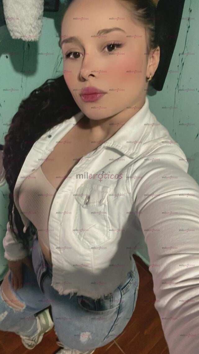 FOTOS DE HOLA MIS AMORES SOY UNA ARDIENTE PELINEGRA. CON GANAS DE MUCHO SEXO LOS ESPERO