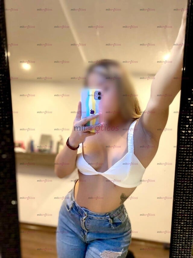 FOTOS DE PAULINA.....INTELIGENTE, GUAPA ,BONITA ,CON GANAS DE SEXO !!!