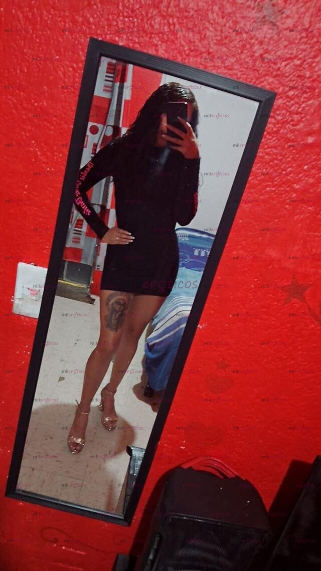 FOTOS DE HOLA BB SOY LA REYNA DE TUS SUEÑOS SOY UNA CHICA COMPLACIENTE