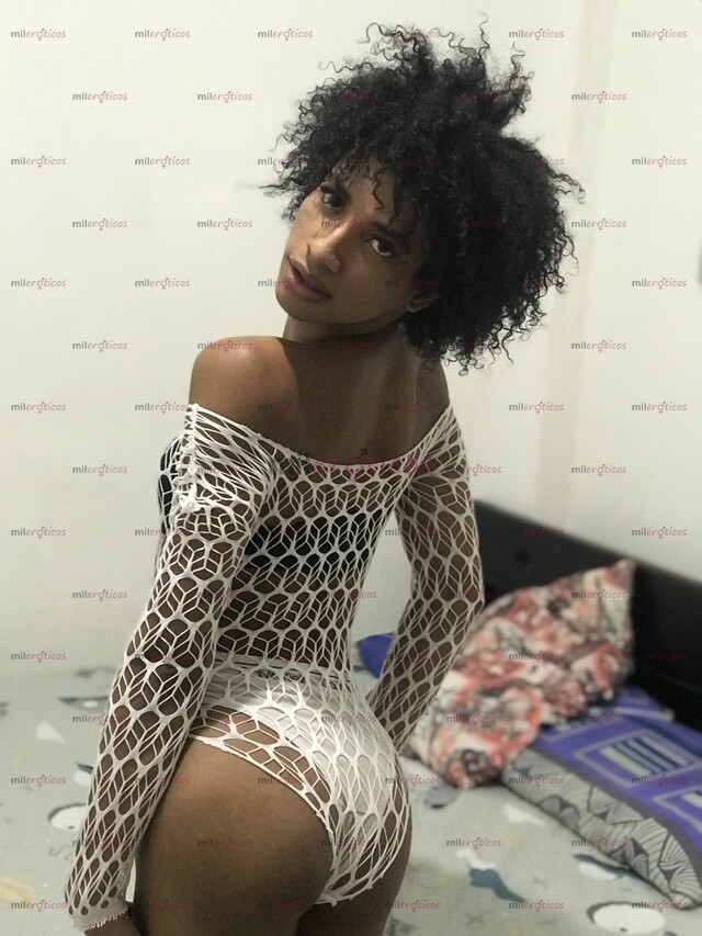 FOTOS DE HAGO DE TODO ME GUSTA MAMAR Y JUGAR CON MUHOS JUGUETES Y SOY CALIENTE