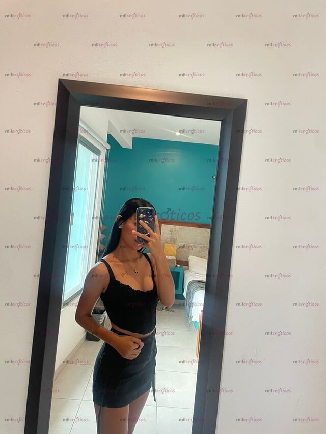 FOTOS DE BESAME , CARGAME QUE TUS DESEOS MAS CALIENTES LOS CUMPLIRE , MUJER FLAQUITA