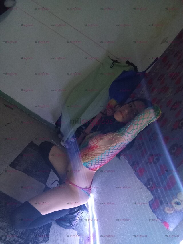 FOTOS DE NAVIDAD FLAKITA DELGADA ESTRECHA Y CHICHIS CHICOS