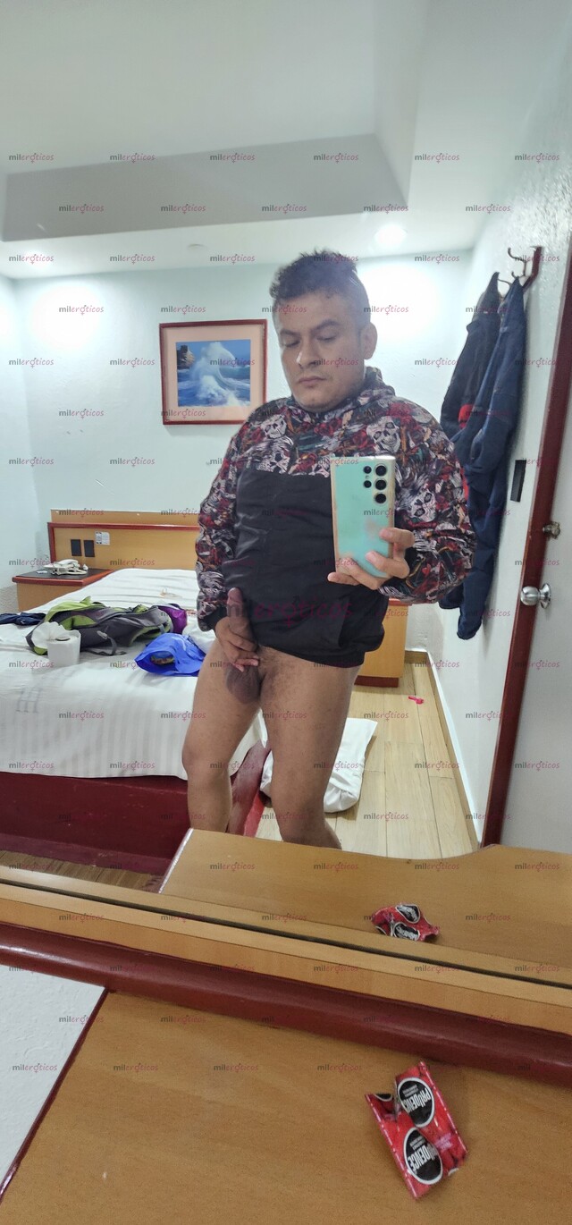 FOTOS DE TE COBRO 200 PESOS EL SERVICIO TENGO 21 CM DE VERGA