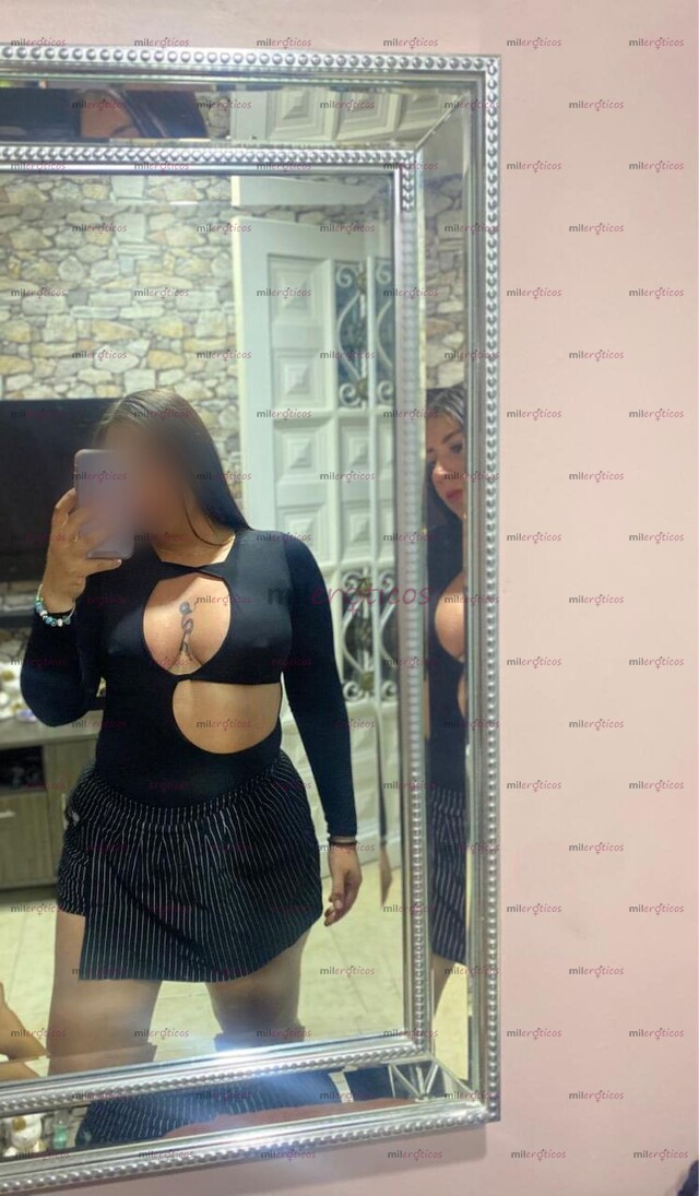 FOTOS DE SÚPER COMPLACIENTE SUSANA DE 22 AÑOS EN APARTAMENTO Y A DOMICILIO