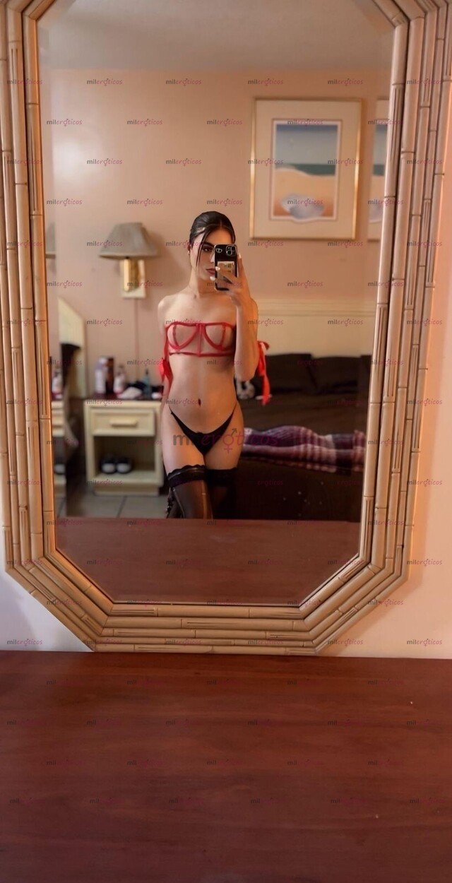 FOTOS DE TOP CHAPARRITA UNA MUJER CON SORPRESA CON LUGAR