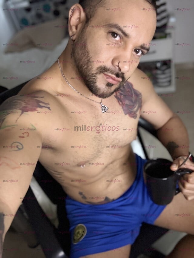 FOTOS DE ACTIVO, DOMINANTE, COLOMBIANO, AMABLE , CARIÑOSO Y MORBOSO