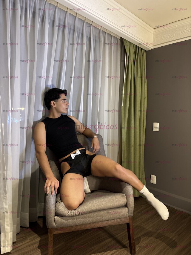 FOTOS DE NALGON DE 19 AÑOS SUMISO Y COMPLACIENTE