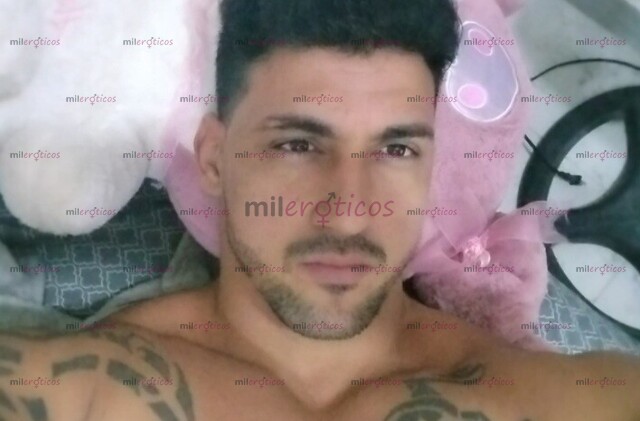 FOTOS DE CUBANO BIEN DOTADO 100% REAL LÁMAME Y PASEMOS UN RATO AGRADABLE