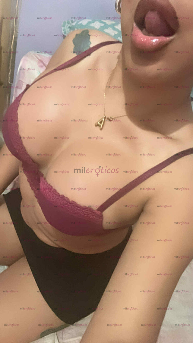 FOTOS DE HOLA MI NOMBRE ES YESICA UNA CHICA TRANS MUY SESY Y COMPLACIENTE