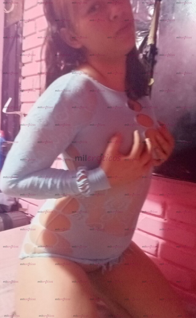 FOTOS DE JOVEN CHICA BAJITA MONA DE OJITOS CLAROS NUEVA EN LA INDUSTRIA