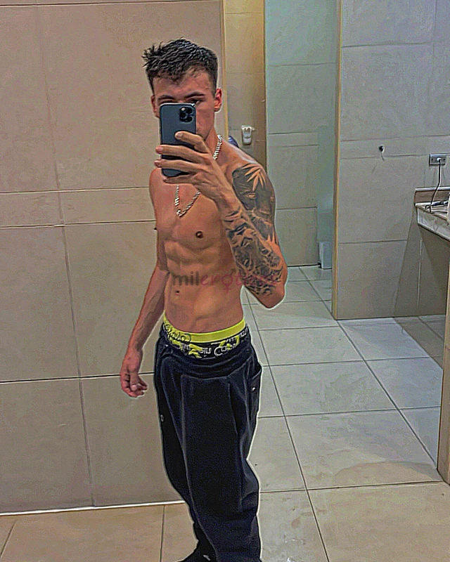 Adulto masculino pasivo chilenodispuesto a complacer tus fantasiasatiendo a domiciliopersonas seriascolaboraciones activasventa de contenido tambiendi...